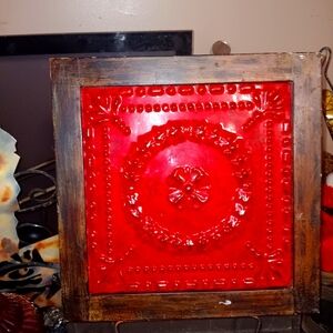 FRAMED VINTAGE STYLE VINTAGE ERA TIN CEILING TILE ~ READY TO HANG